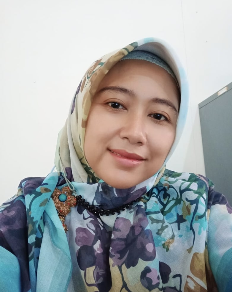 Tika Hendah S
